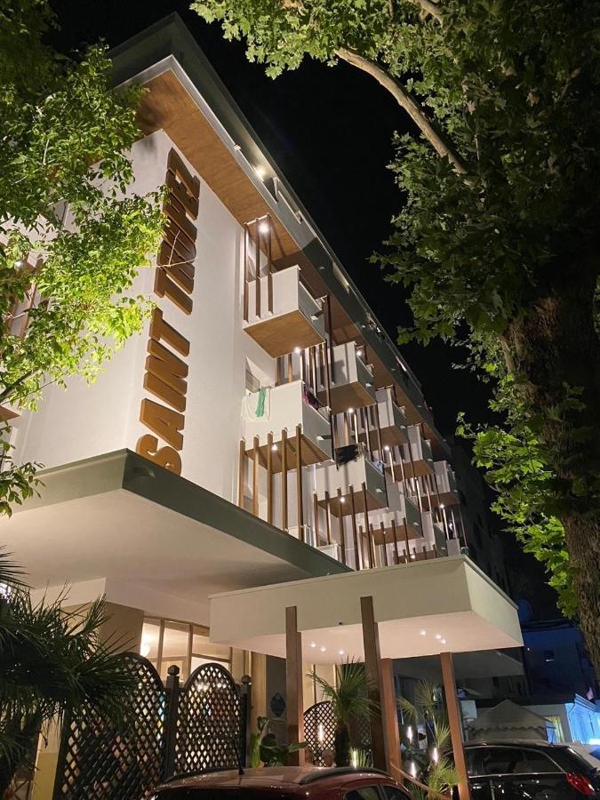 Hotel Saint Tropez ريتشيوني المظهر الخارجي الصورة